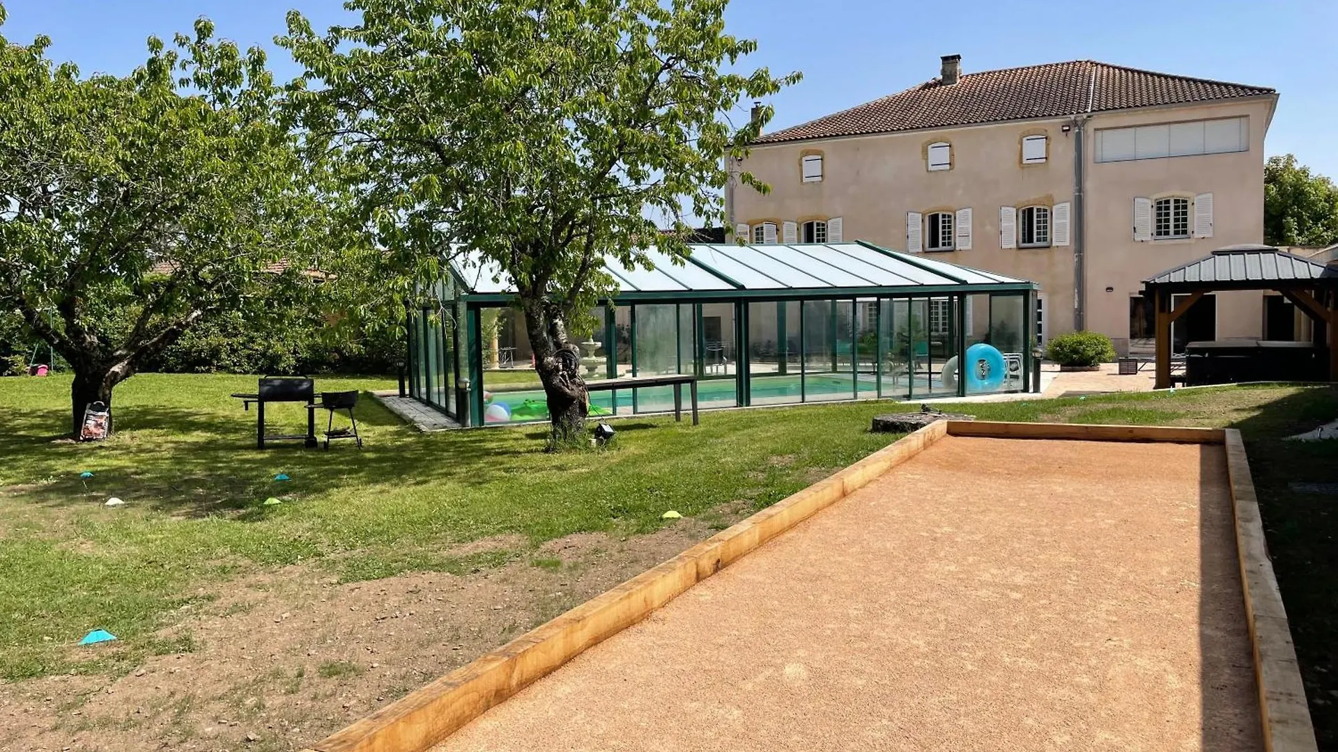 Demeure De Charme De La Graviere Villa Mably